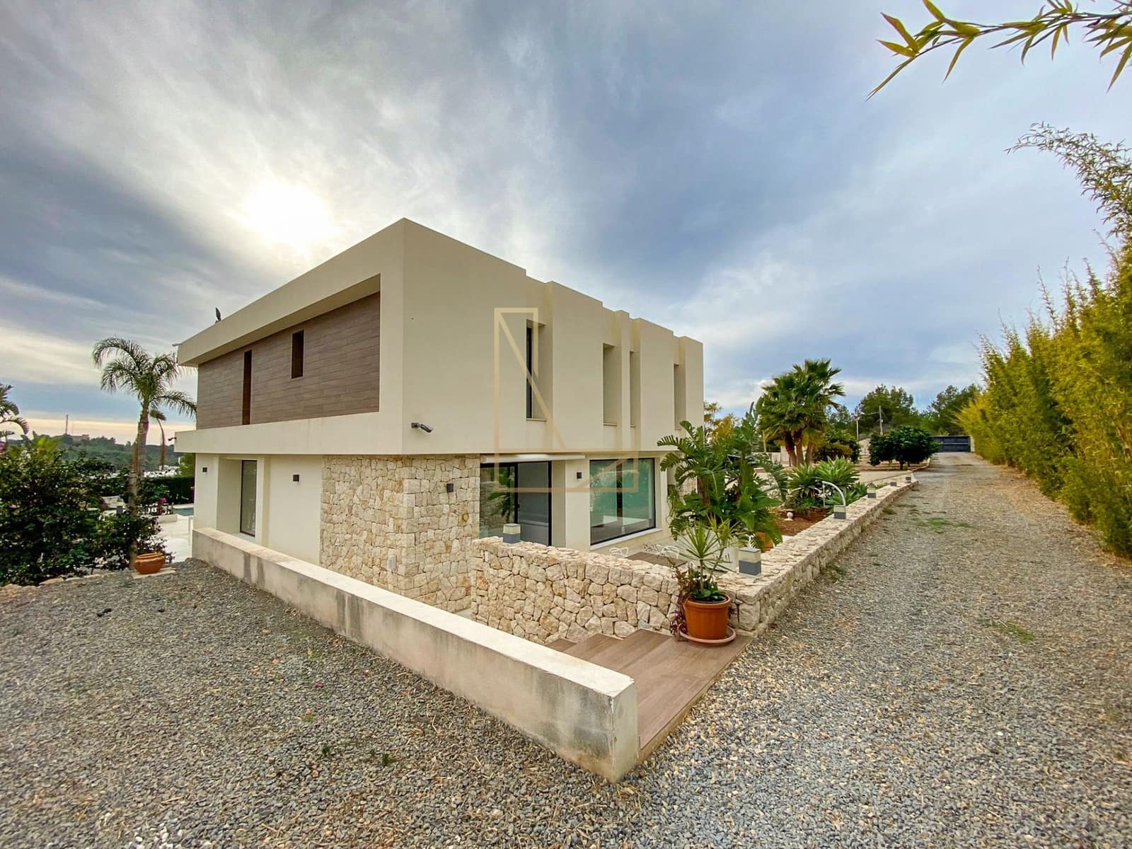 3 bedroom Villa for sale in Polop with pool garage - € 845,000 (Ref: 8601244)