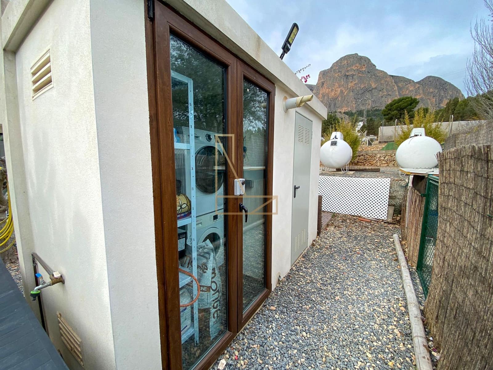 3 bedroom Villa for sale in Polop with pool garage - € 845,000 (Ref: 8601244)