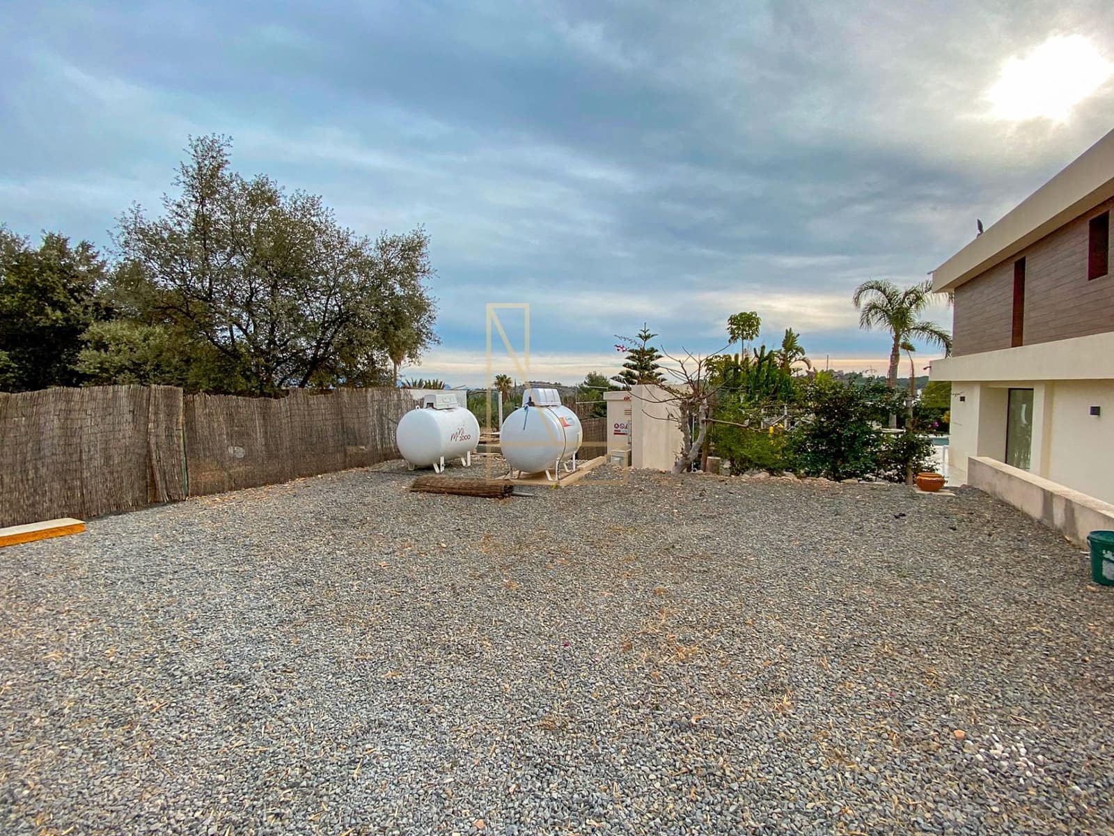 3 bedroom Villa for sale in Polop with pool garage - € 845,000 (Ref: 8601244)