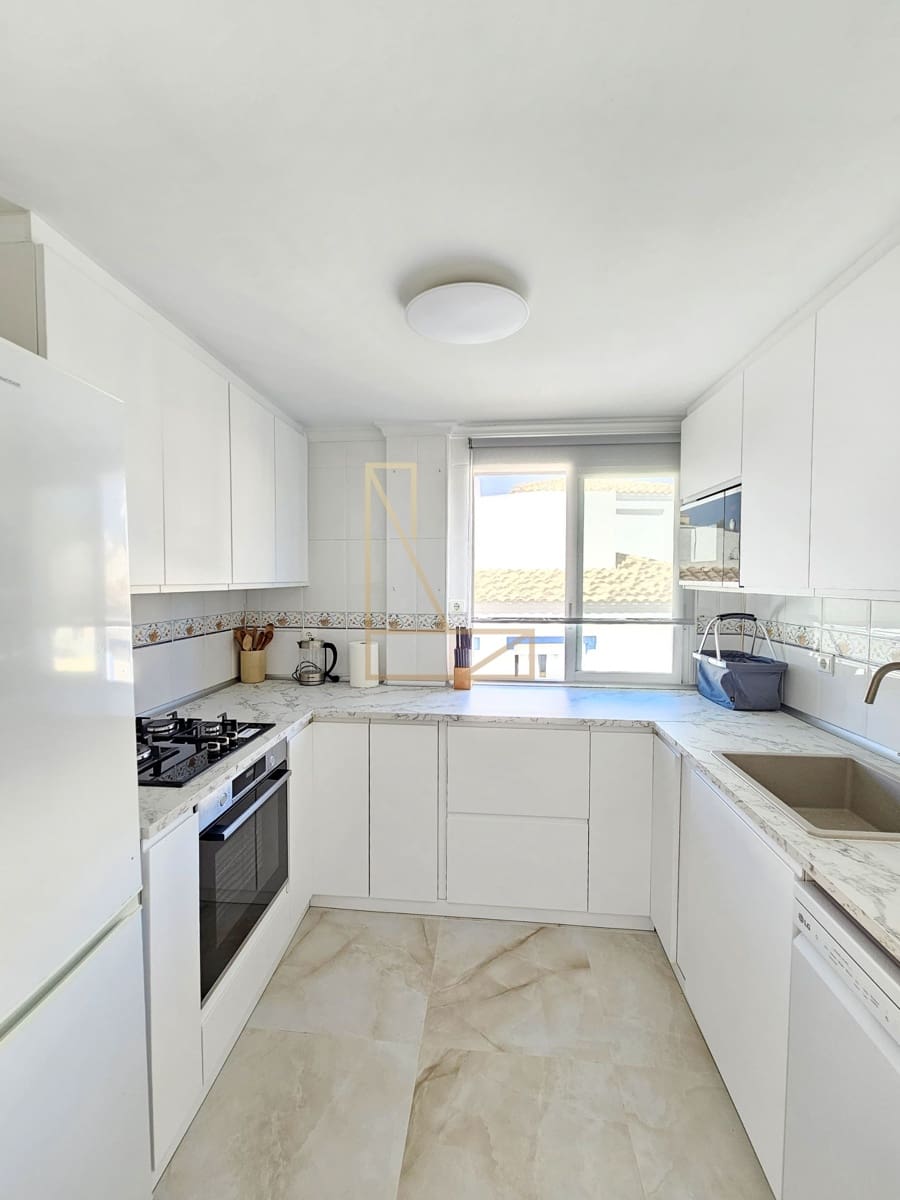 3 soveværelse Byhus til salg i Calpe / Calp med swimmingpool garage - € 350.000 (Ref: 8638240)