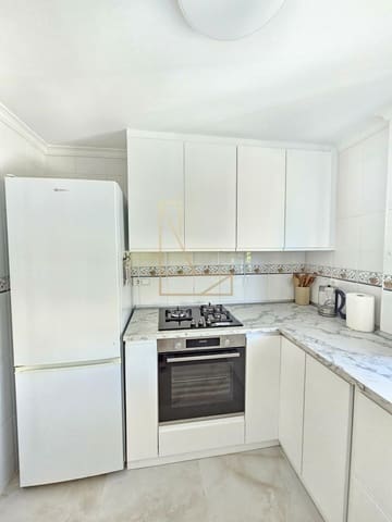 3 soverom Hus til salgs i Calpe / Calp med svømmebasseng garasje - € 350 000 (Ref: 8638240)