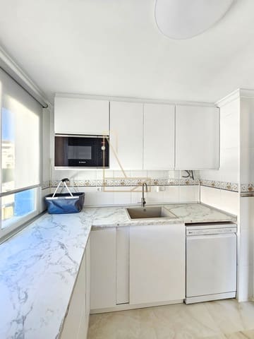 3 soverom Hus til salgs i Calpe / Calp med svømmebasseng garasje - € 350 000 (Ref: 8638240)