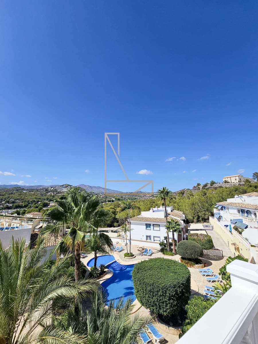 3 soveværelse Byhus til salg i Calpe / Calp med swimmingpool garage - € 350.000 (Ref: 8638240)