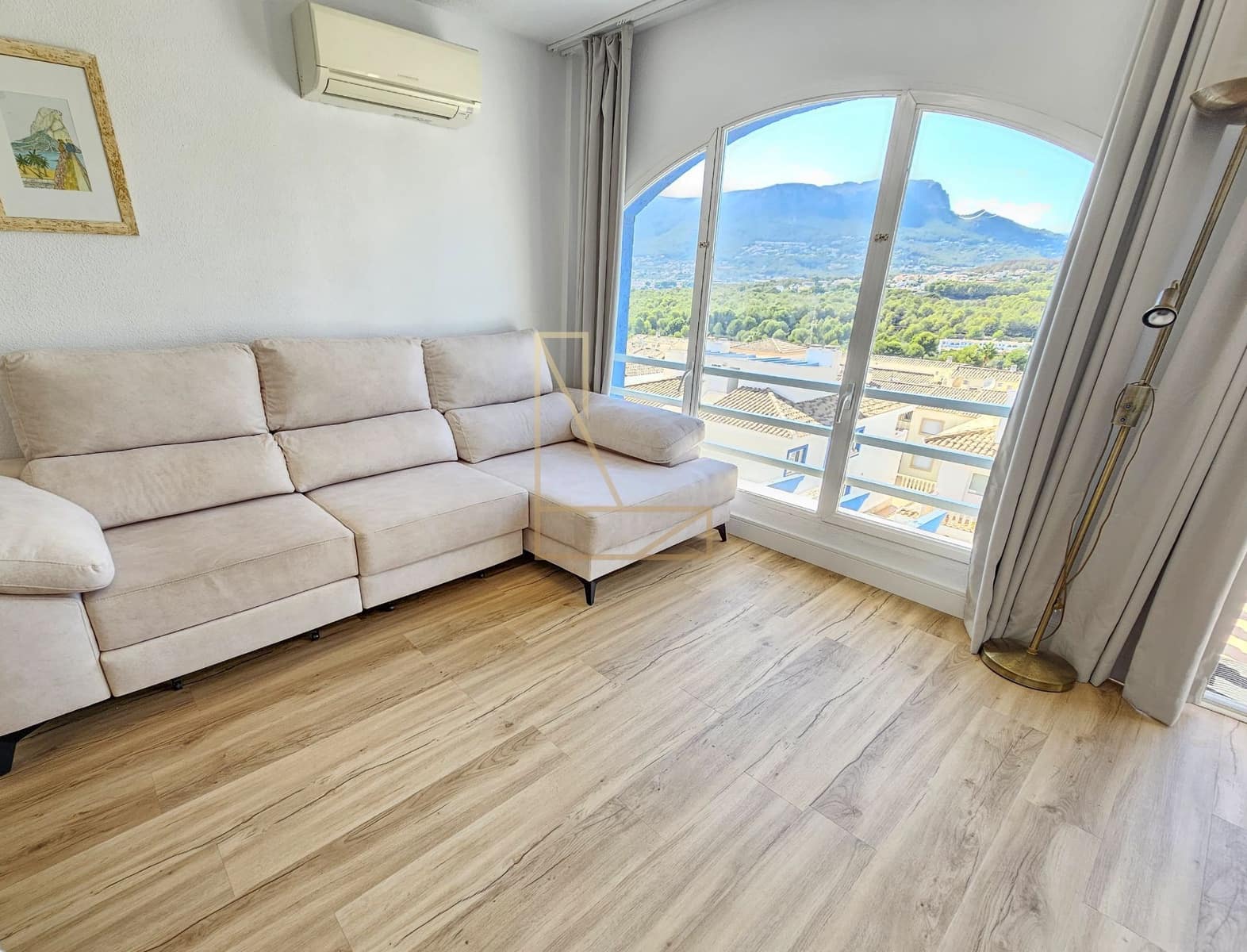 3 soveværelse Byhus til salg i Calpe / Calp med swimmingpool garage - € 350.000 (Ref: 8638240)