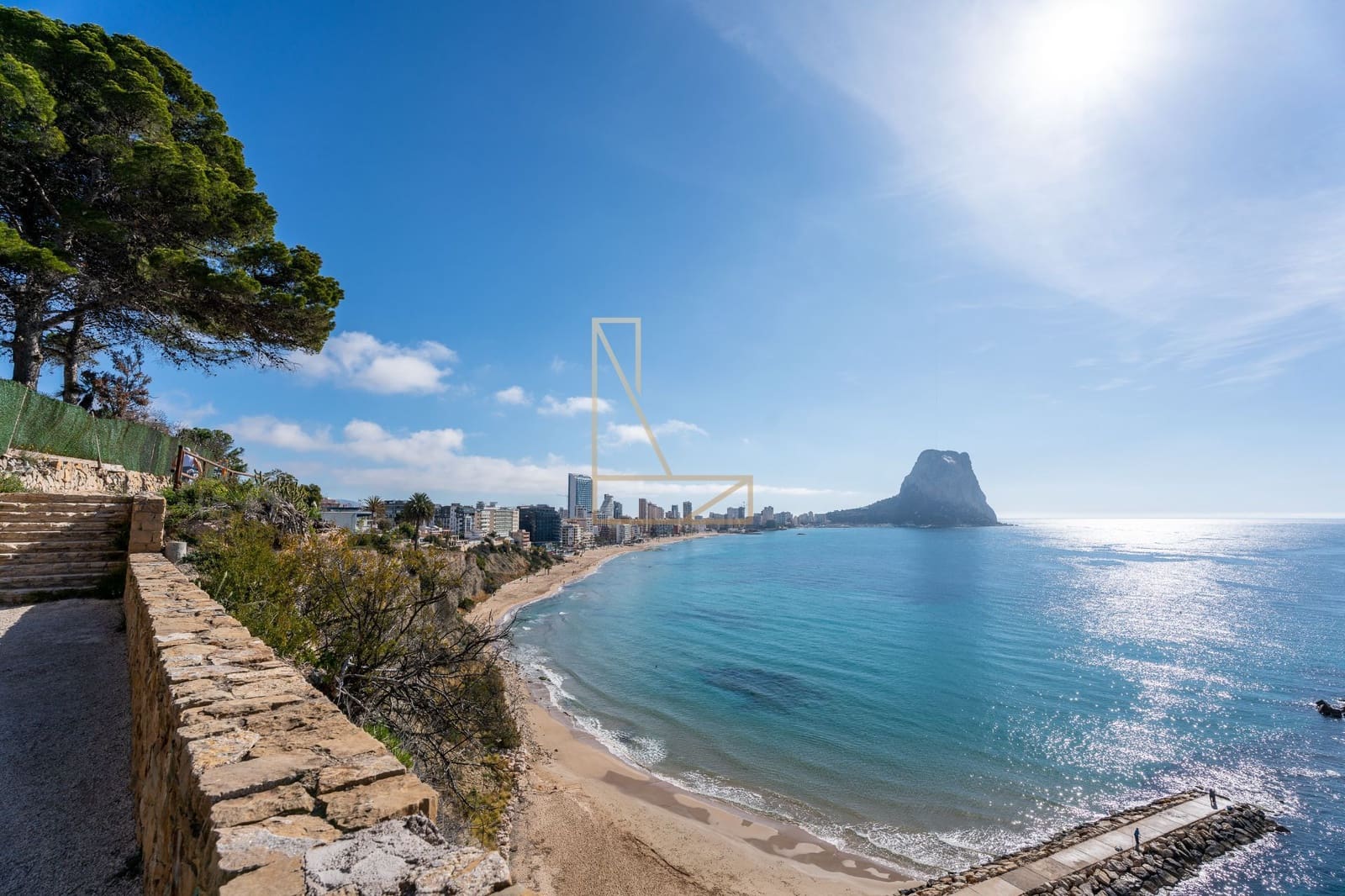 2 bedroom Apartment for sale in Calpe / Calp with pool garage - € 605,000 (Ref: 8656135)