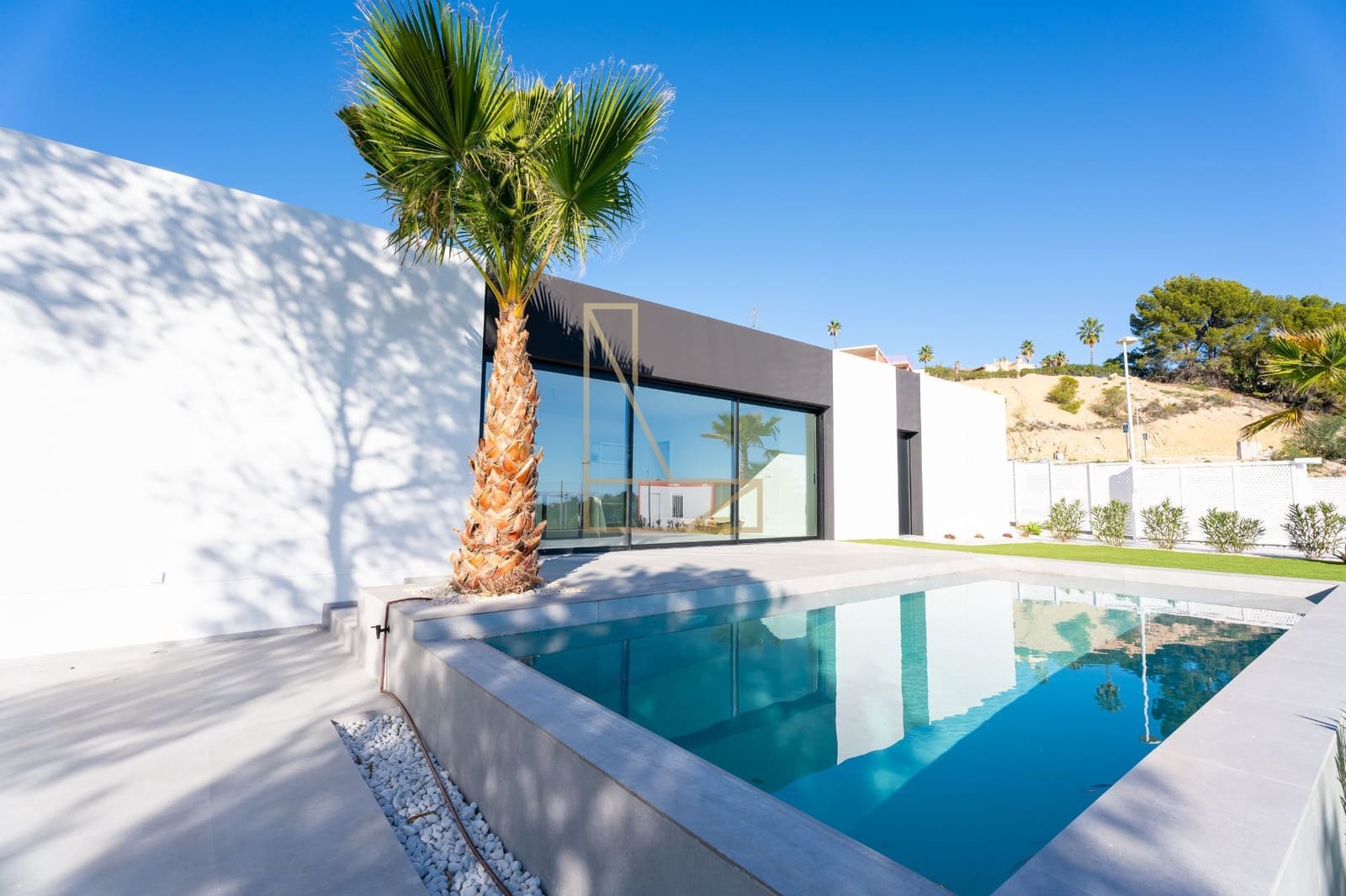 2 bedroom Villa for sale in Alfaz del Pi / L'Alfas del Pi with pool garage - € 338,500 (Ref: 8685877)