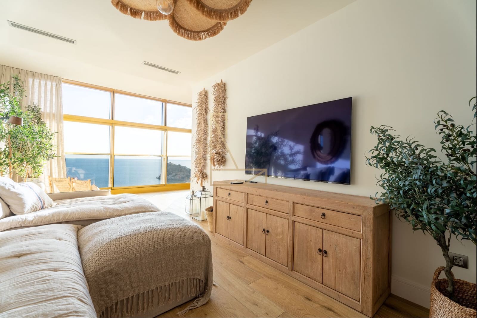 2 soverom Leilighet til salgs i Benidorm med svømmebasseng garasje - € 790 000 (Ref: 8687356)