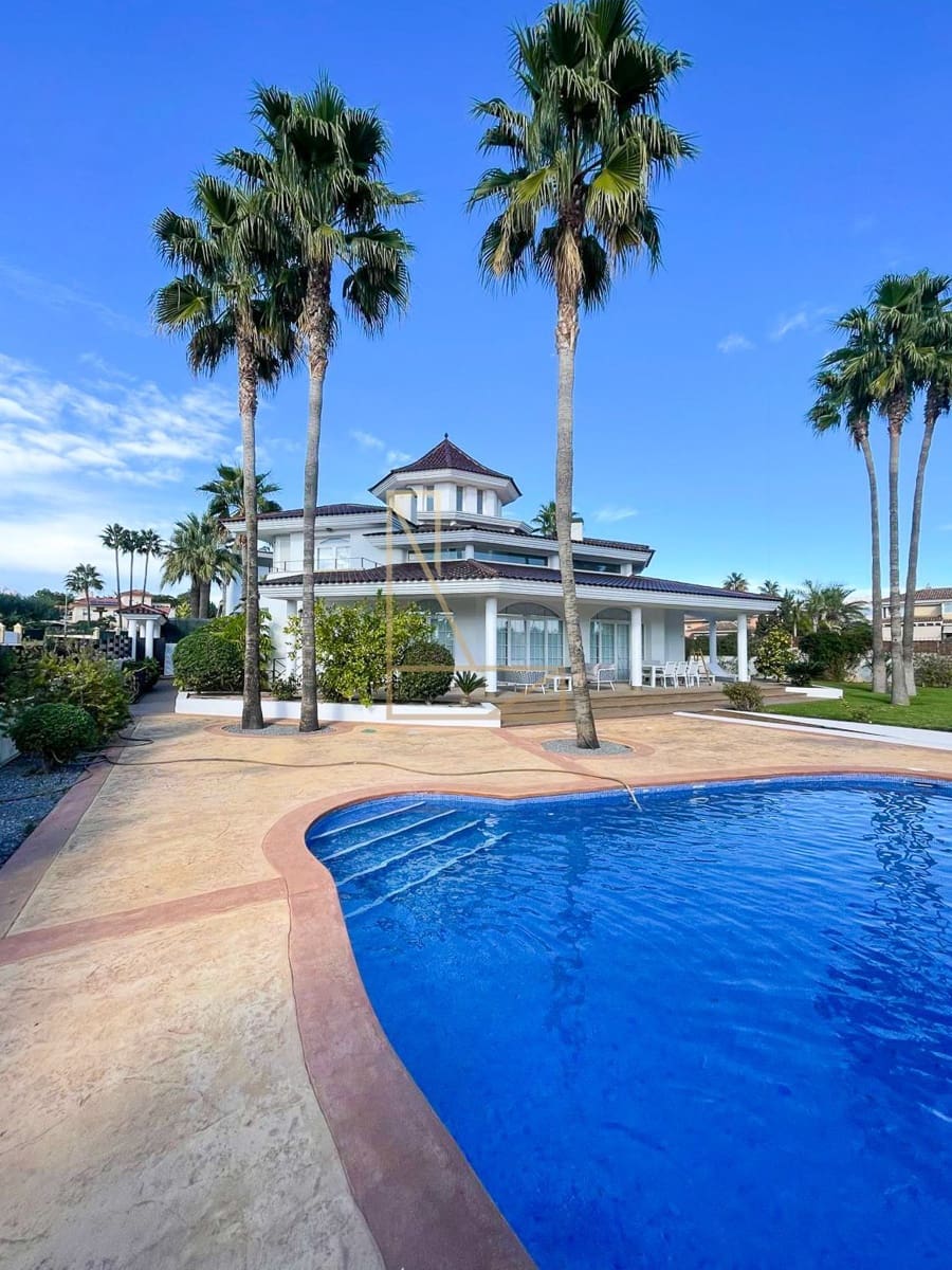 5 slaapkamer Villa te koop in Alfaz del Pi / L'Alfas del Pi met zwembad garage - € 1.600.000 (Ref: 8687358)