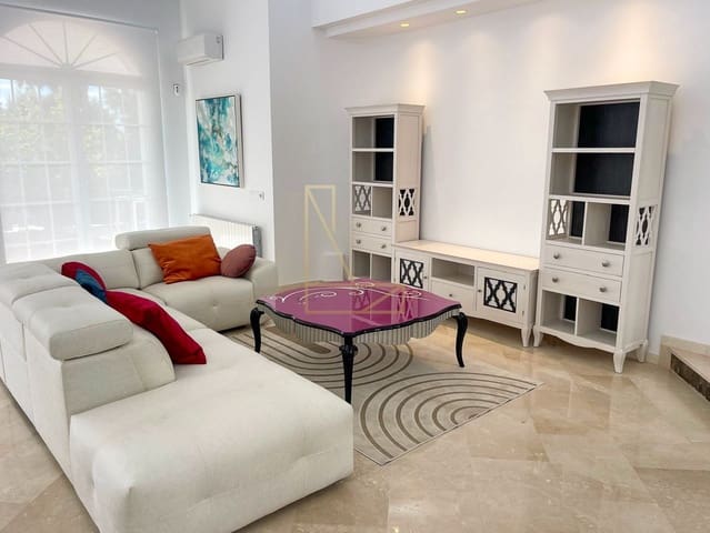 5 slaapkamer Villa te koop in Alfaz del Pi / L'Alfàs del Pi met zwembad garage - € 1.600.000 (Ref: 8687358)