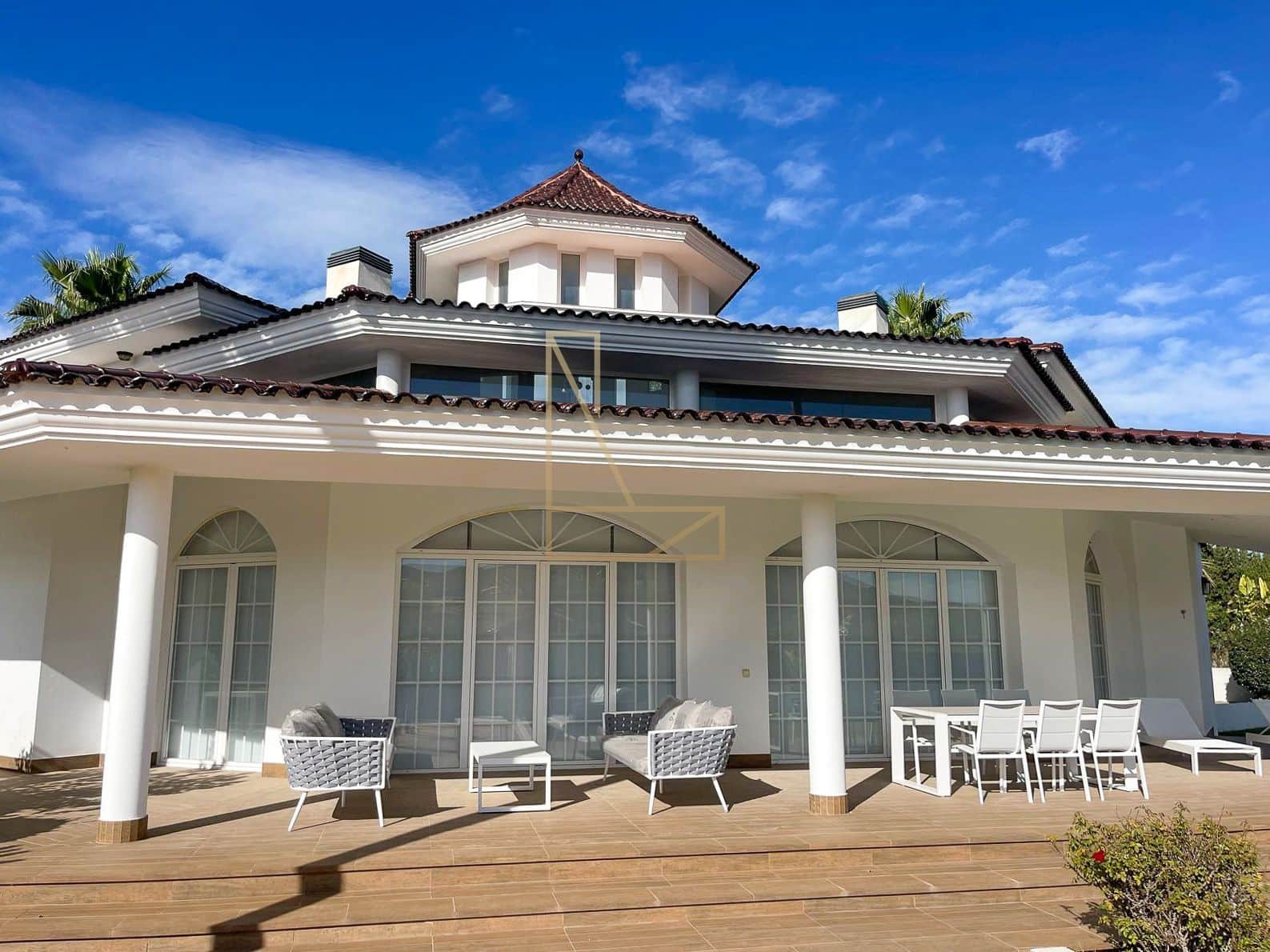 5 slaapkamer Villa te koop in Alfaz del Pi / L'Alfas del Pi met zwembad garage - € 1.600.000 (Ref: 8687358)