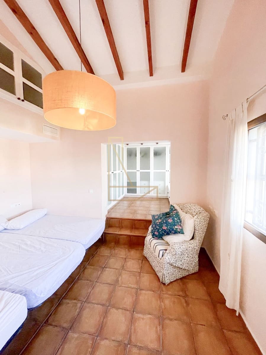 4 soverom Villa til salgs i Alfaz del Pi / L'Alfas del Pi med svømmebasseng garasje - € 796 000 (Ref: 8687359)