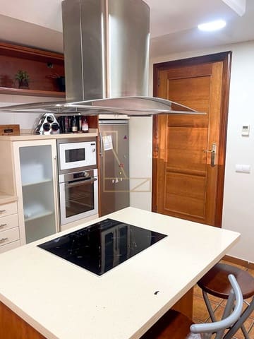 4 sovrum Villa till salu i Alfaz del Pi / L'Alfàs del Pi med pool garage - 796 000 € (Ref: 8687359)