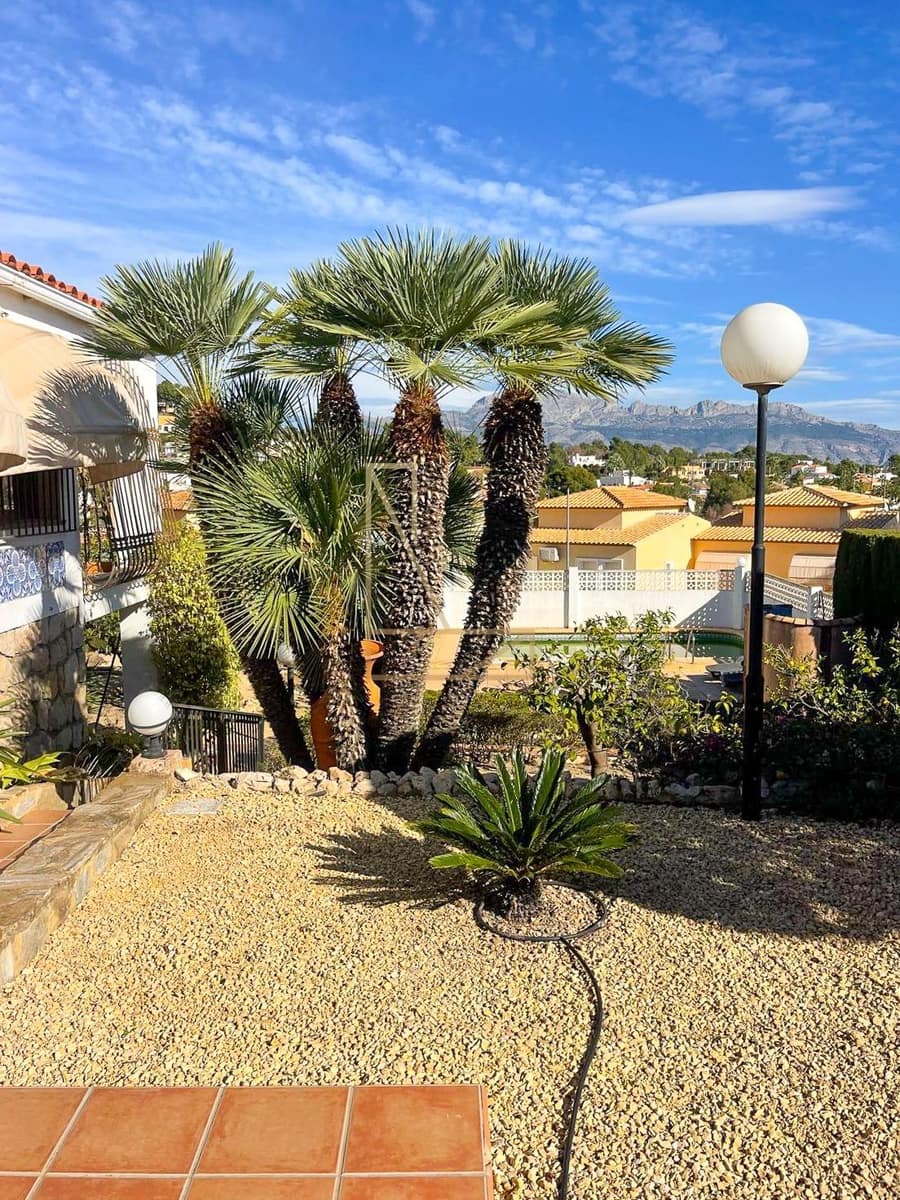 4 soverom Villa til salgs i Alfaz del Pi / L'Alfas del Pi med svømmebasseng garasje - € 796 000 (Ref: 8687359)