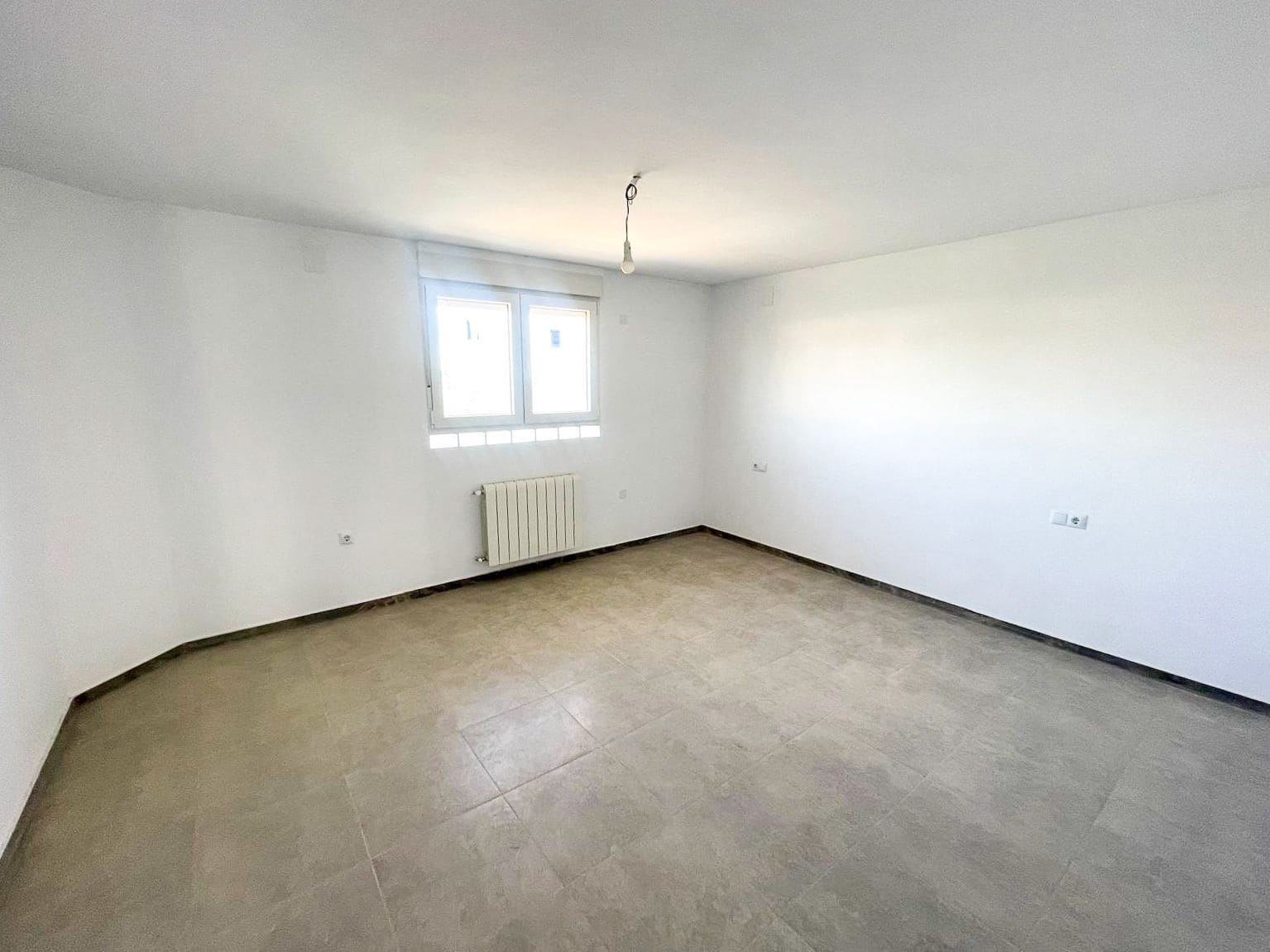 4 makuuhuone Huvila myytävänä paikassa La Nucia mukana uima-altaan 
autotalli - 750 000 € (Ref: 8689261)