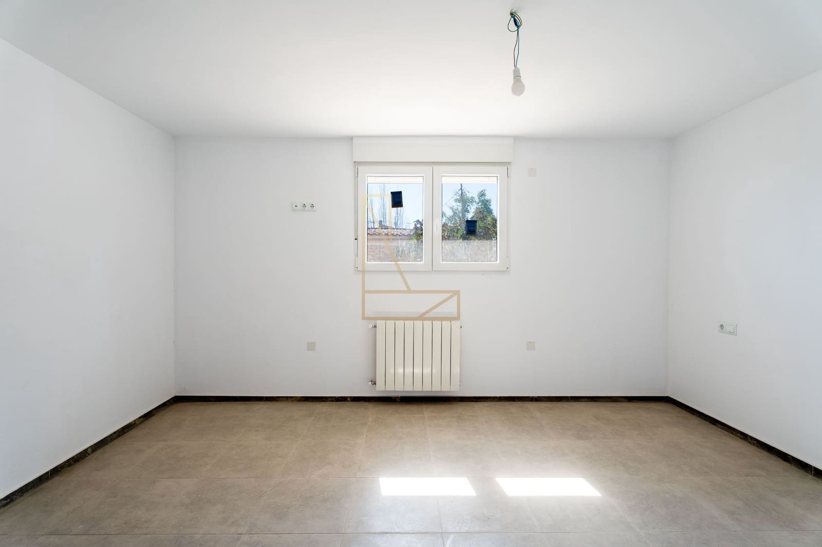 4 makuuhuone Huvila myytävänä paikassa La Nucia mukana uima-altaan 
autotalli - 750 000 € (Ref: 8689261)