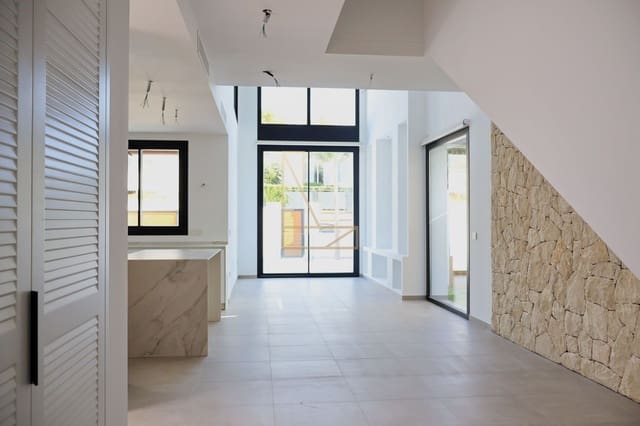 4 chambre Villa/Maison à vendre à Albir, Alfaz del Pi / L'Alfàs del Pi avec piscine garage - 875 000 € (Ref: 8696139)