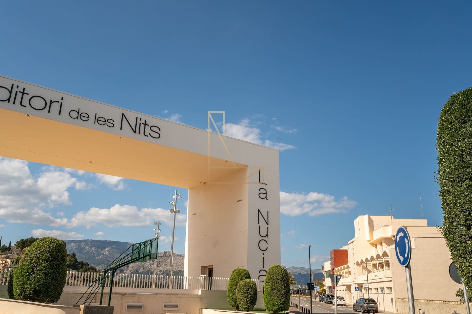 3 bedroom Villa for sale in La Nucia with pool garage - € 1,325,000 (Ref: 8701792)