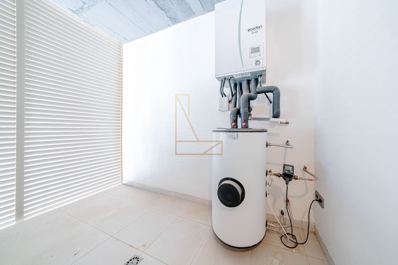 2 slaapkamer Appartement te koop in Benidorm met zwembad garage - € 1.550.000 (Ref: 8747252)