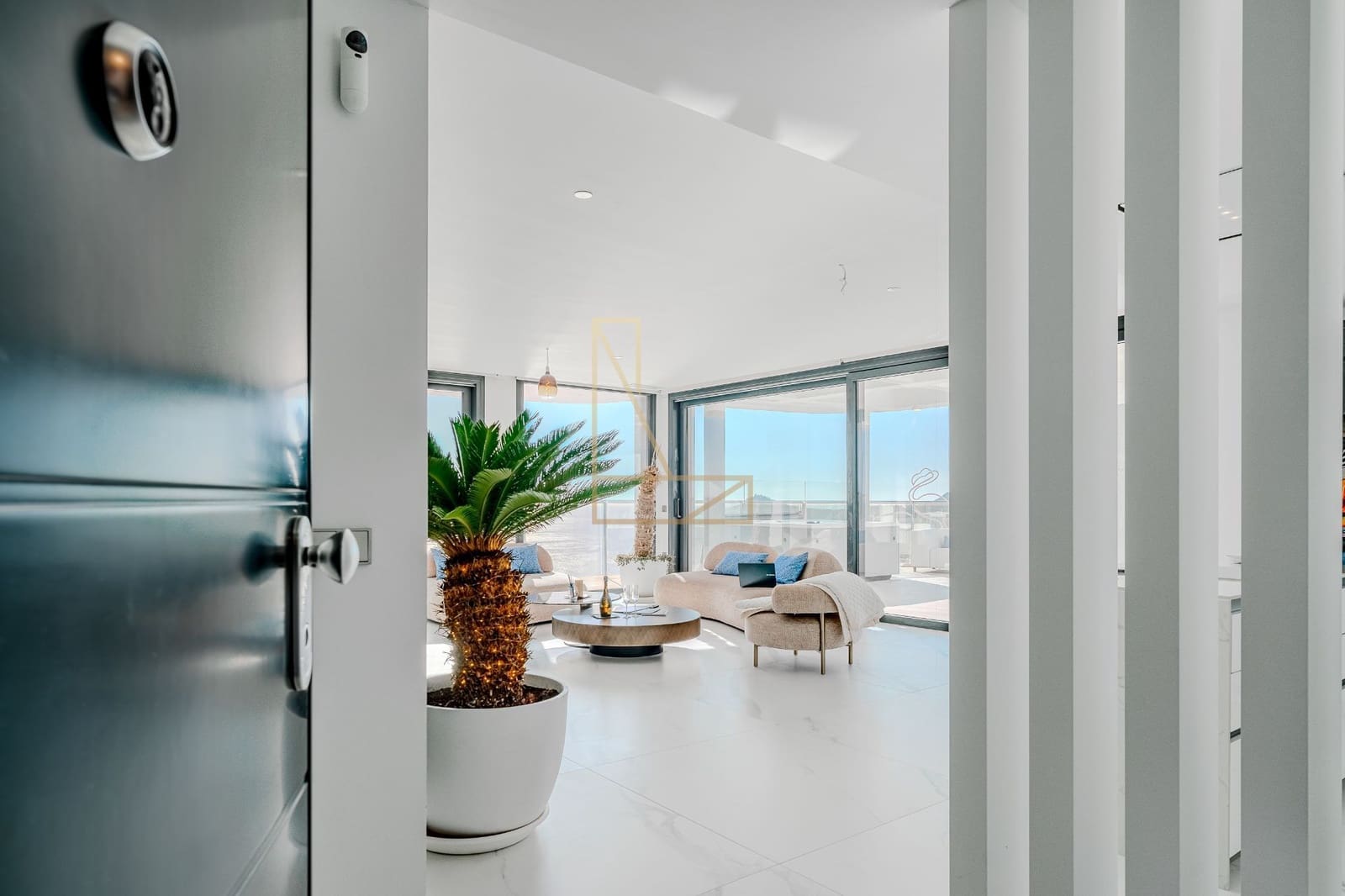 2 slaapkamer Appartement te koop in Benidorm met zwembad garage - € 1.550.000 (Ref: 8747252)