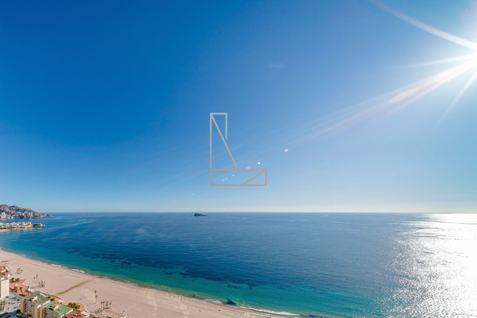 2 slaapkamer Appartement te koop in Benidorm met zwembad garage - € 1.550.000 (Ref: 8747252)