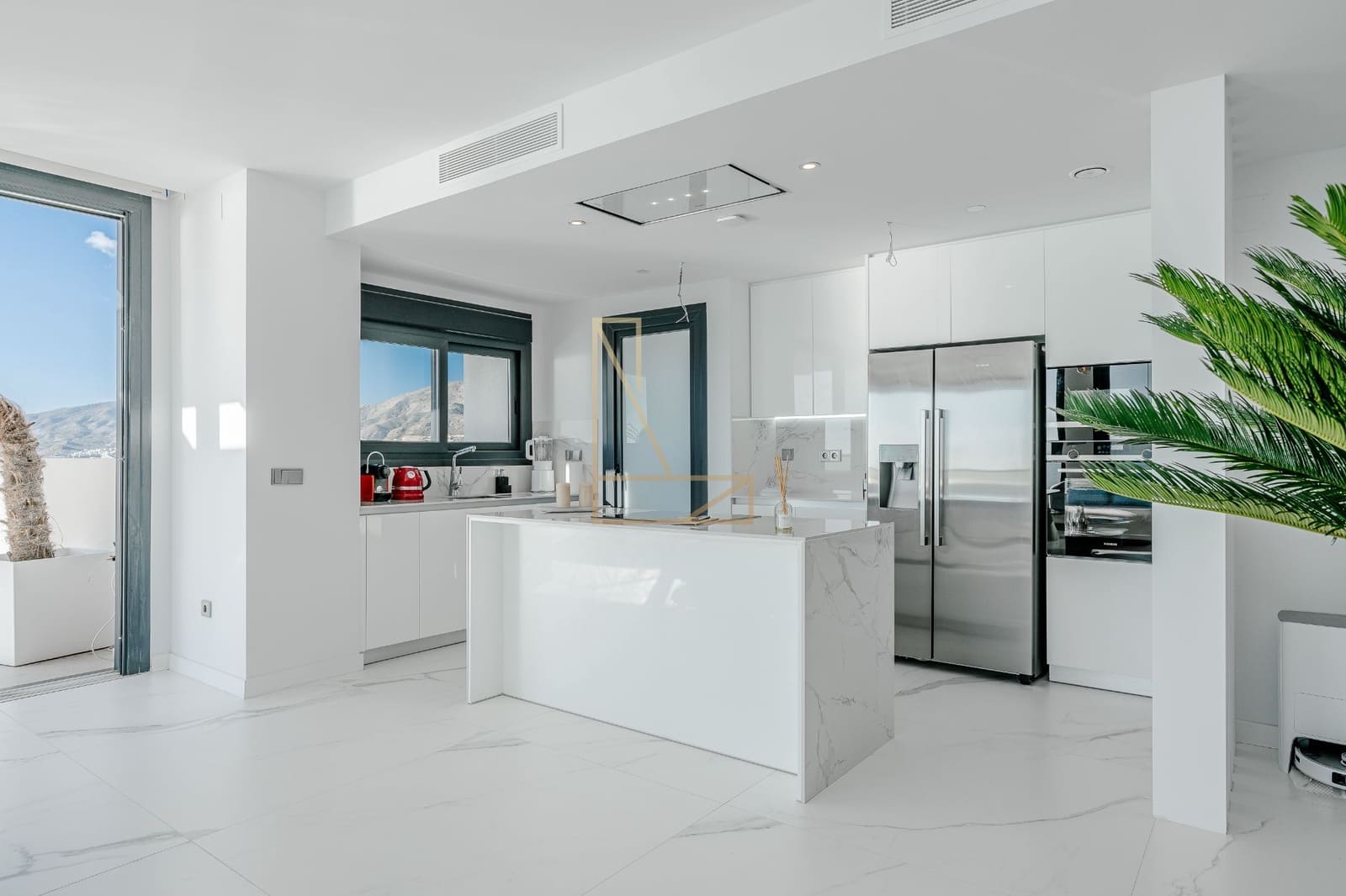 2 slaapkamer Appartement te koop in Benidorm met zwembad garage - € 1.550.000 (Ref: 8747252)