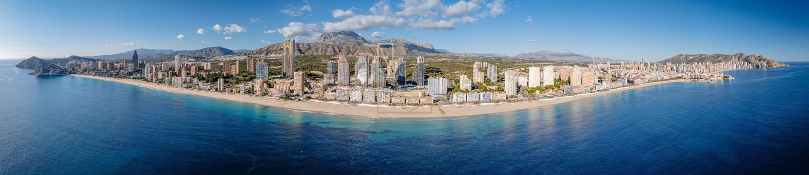 2 slaapkamer Appartement te koop in Benidorm met zwembad garage - € 1.550.000 (Ref: 8747252)