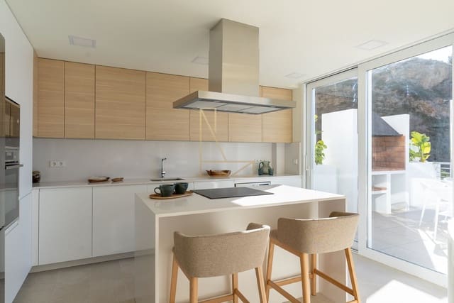 4 sovrum Villa till salu i Altea med pool garage - 1 095 000 € (Ref: 8801397)