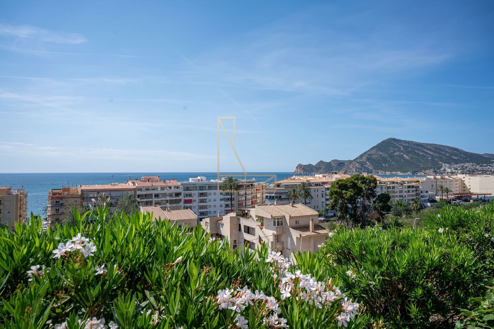 4 bedroom Villa for sale in Altea with pool garage - € 1,900,000 (Ref: 8866919)