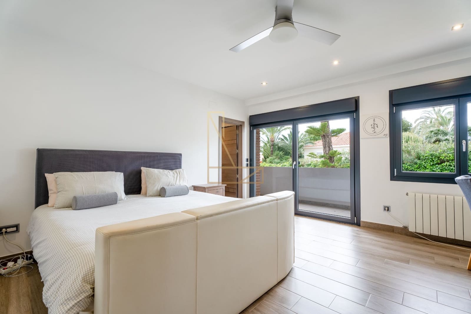 5 soveværelse Villa til salg i Benidorm med swimmingpool garage - € 950.000 (Ref: 8894499)