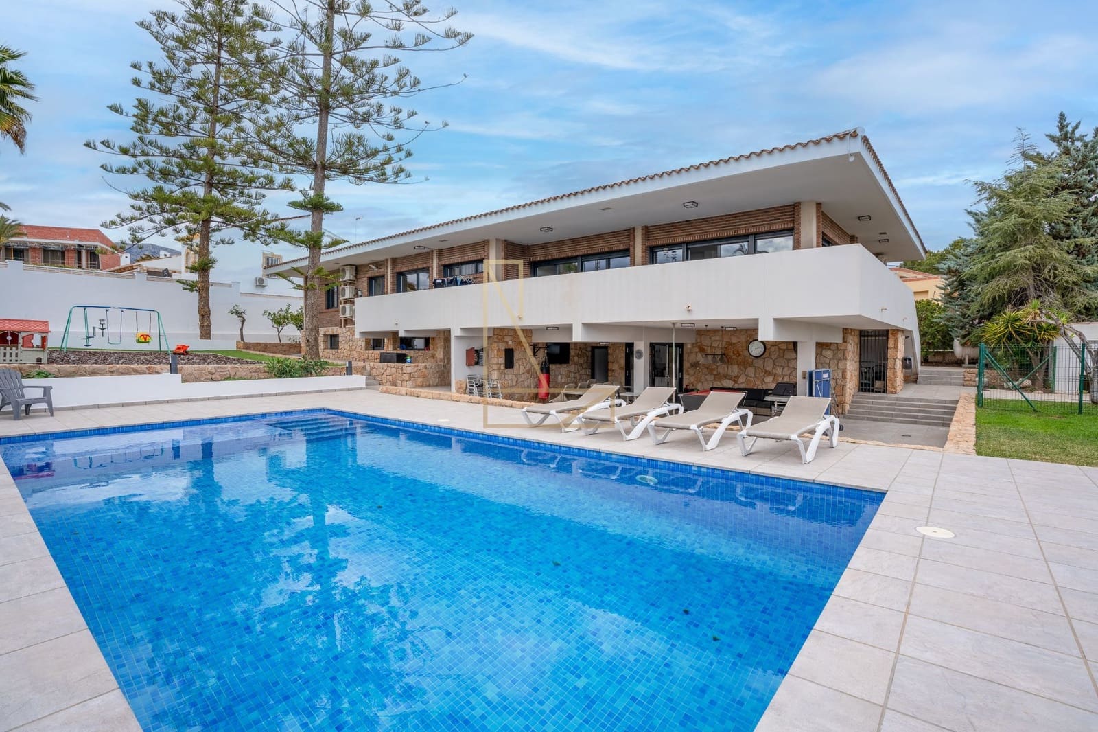 5 soveværelse Villa til salg i Benidorm med swimmingpool garage - € 950.000 (Ref: 8894499)