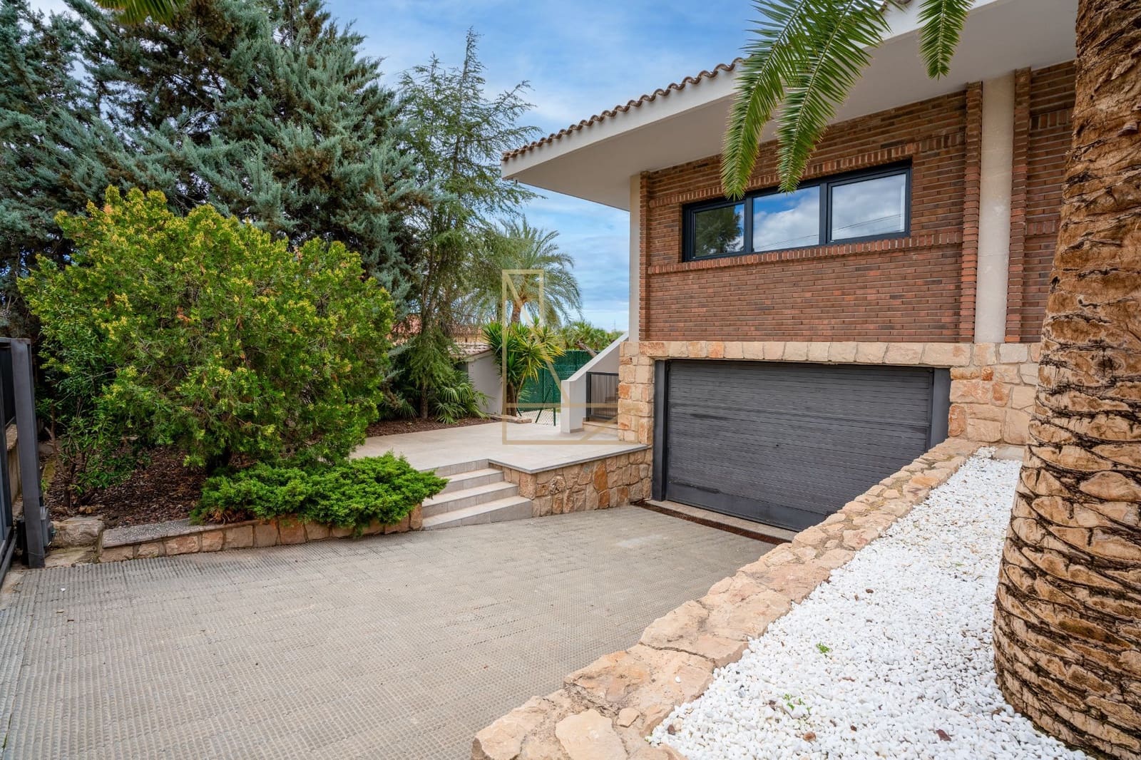 5 soveværelse Villa til salg i Benidorm med swimmingpool garage - € 950.000 (Ref: 8894499)