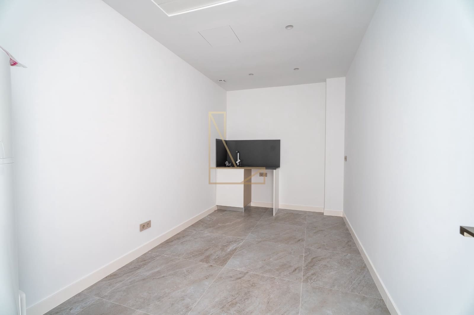 4 bedroom Villa for sale in Finestrat with garage - € 1,350,000 (Ref: 8917707)