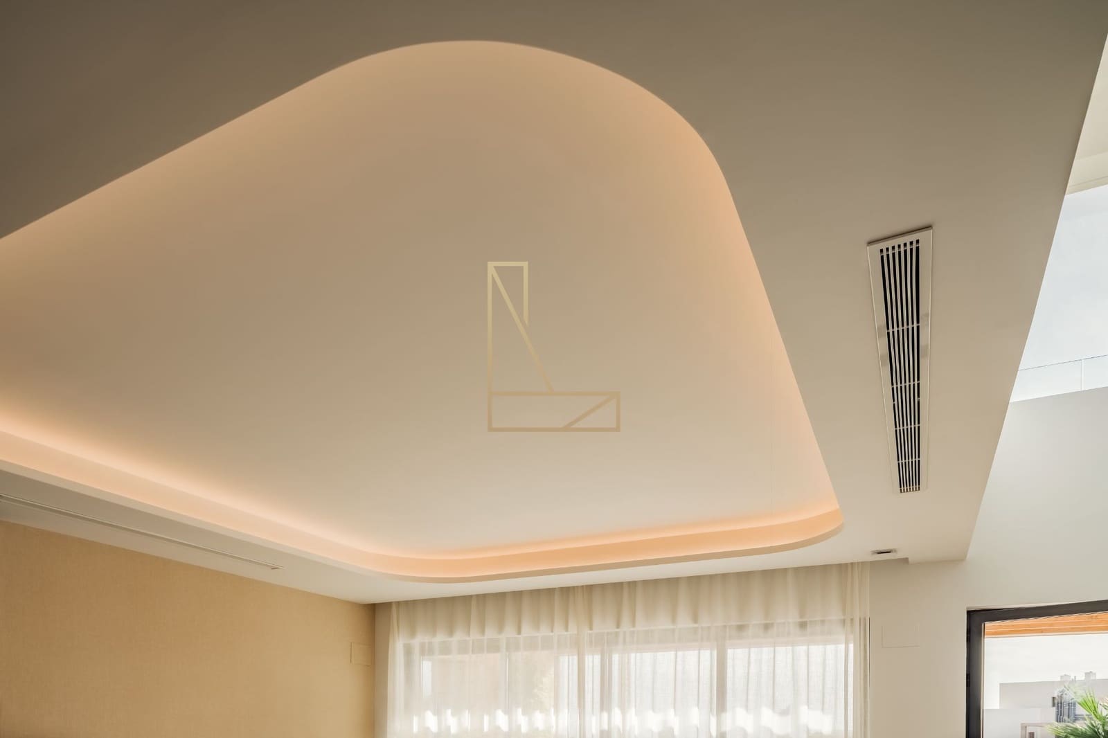 4 bedroom Villa for sale in Finestrat with pool garage - € 950,000 (Ref: 8917709)