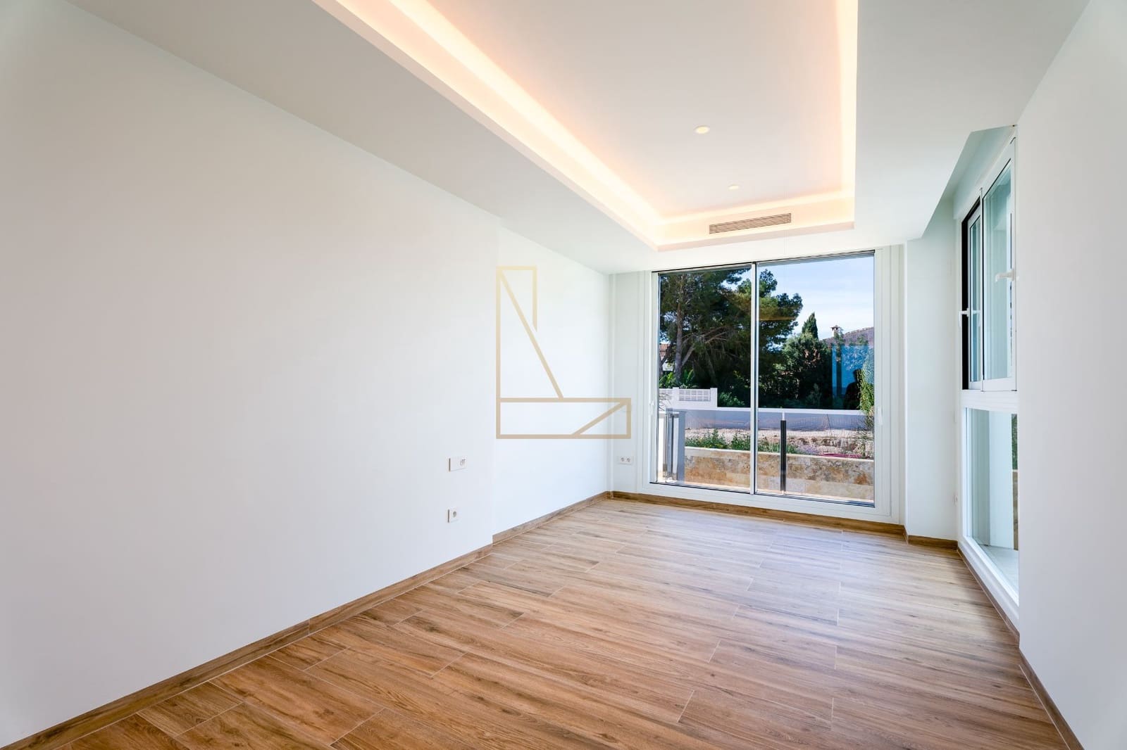 4 soverom Villa til salgs i Benissa med svømmebasseng garasje - € 2 260 000 (Ref: 8917710)