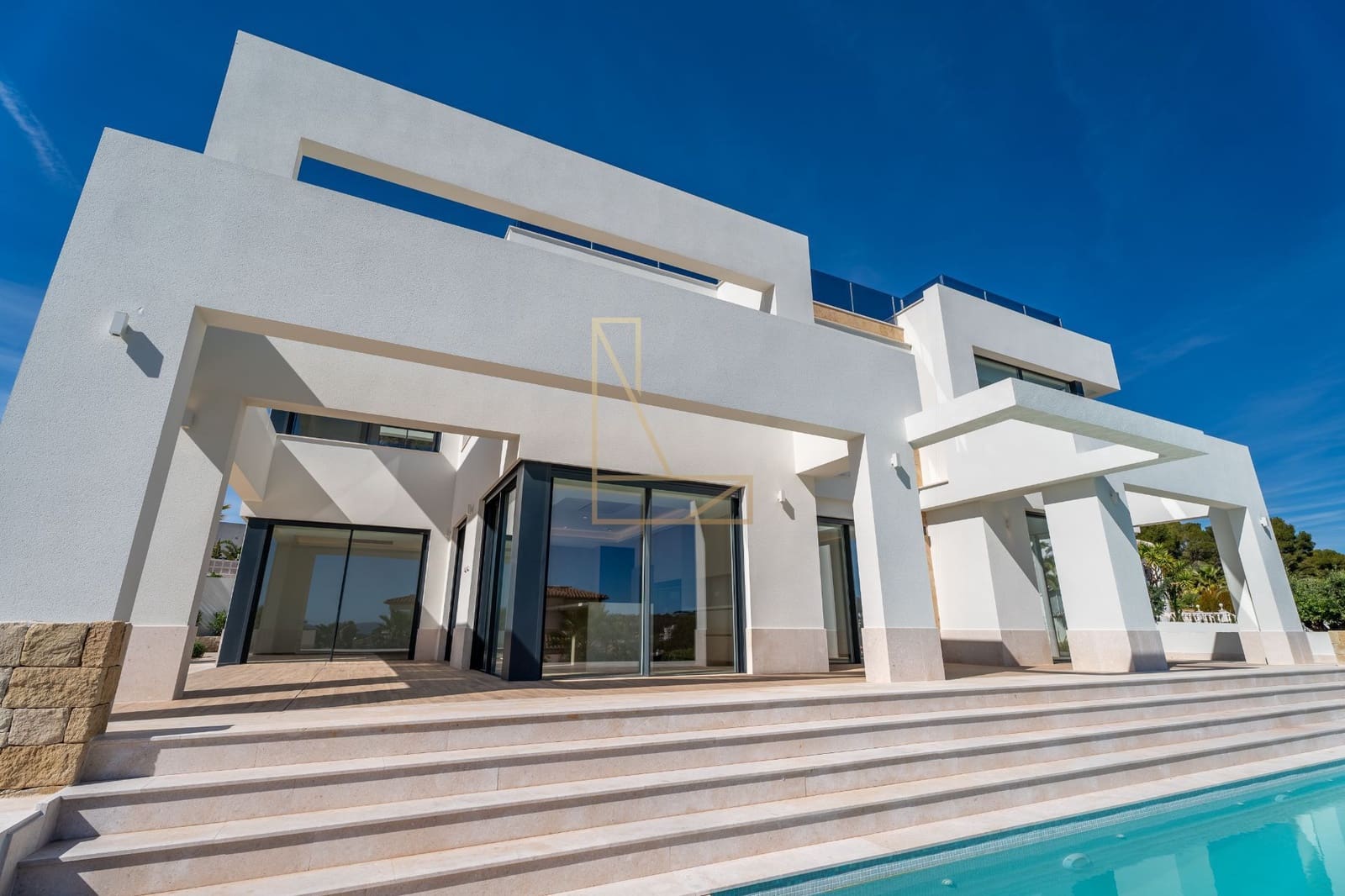 4 soverom Villa til salgs i Benissa med svømmebasseng garasje - € 2 260 000 (Ref: 8917710)