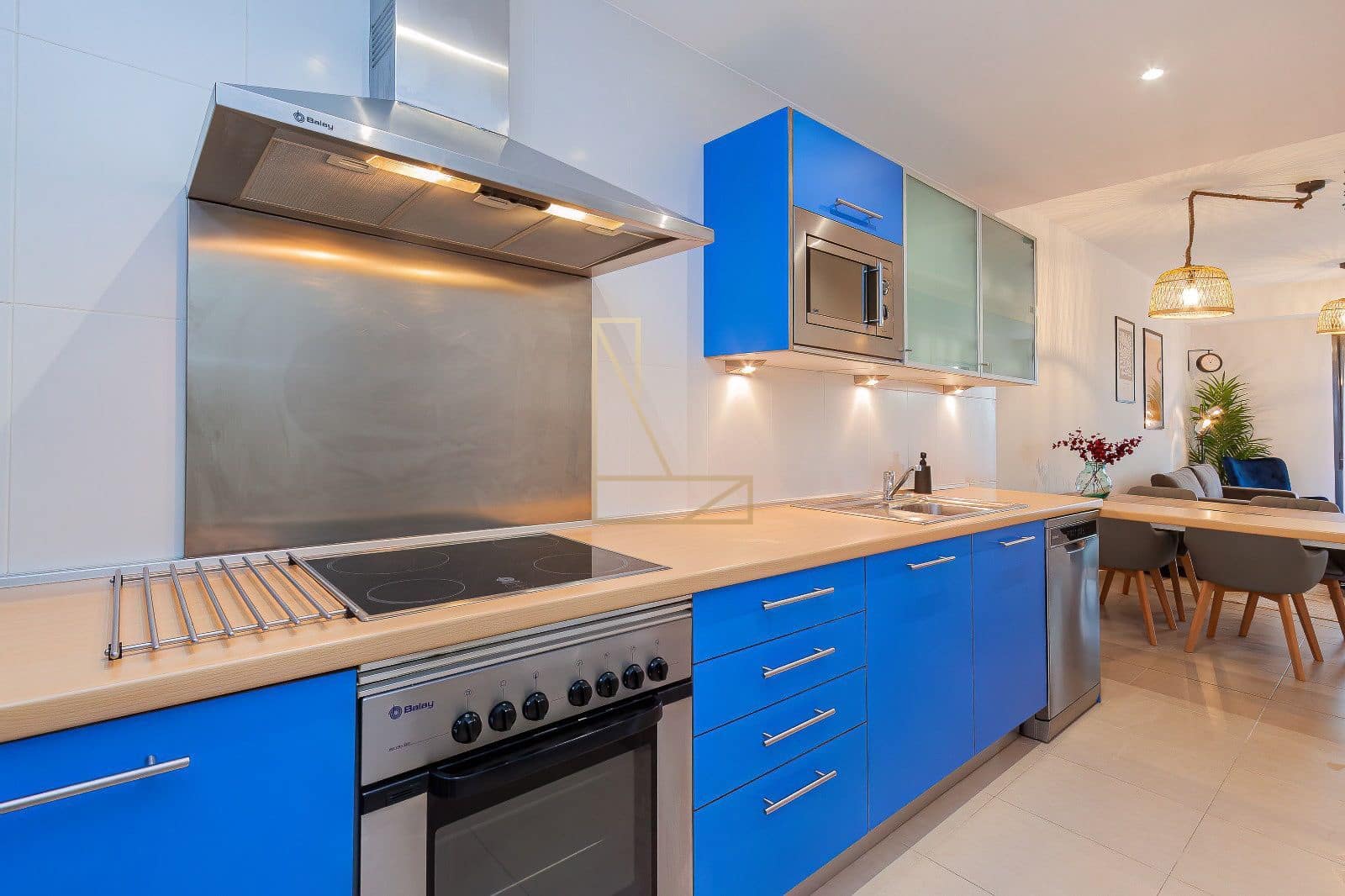 2 soverom Leilighet til salgs i Benidorm med svømmebasseng - € 305 000 (Ref: 9036376)