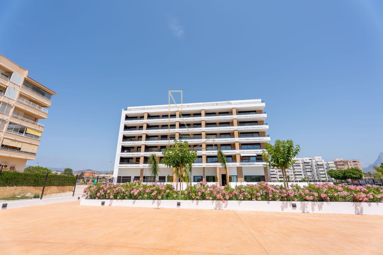 2 bedroom Apartment for sale in La Villajoyosa / Vila Joiosa with pool garage - € 285,000 (Ref: 9050681)