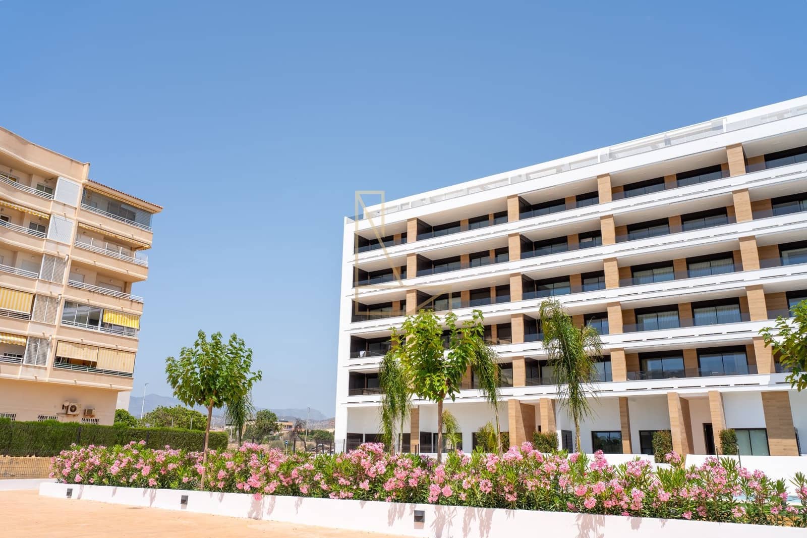 2 bedroom Apartment for sale in La Villajoyosa / Vila Joiosa with pool garage - € 285,000 (Ref: 9050681)