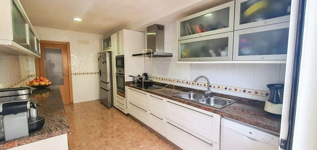 4 Zimmer Villa zu verkaufen in Alfaz del Pi / L'Alfàs del Pi mit Garage - 398.000 € (Ref: 9113790)