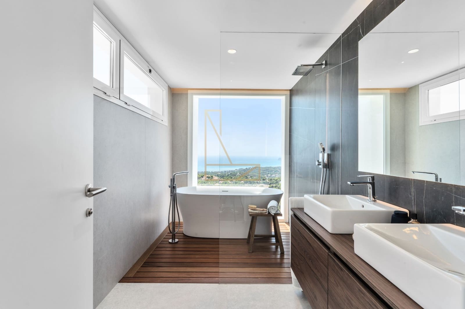 4 bedroom Villa for sale in Altea with pool garage - € 2,146,000 (Ref: 9169302)