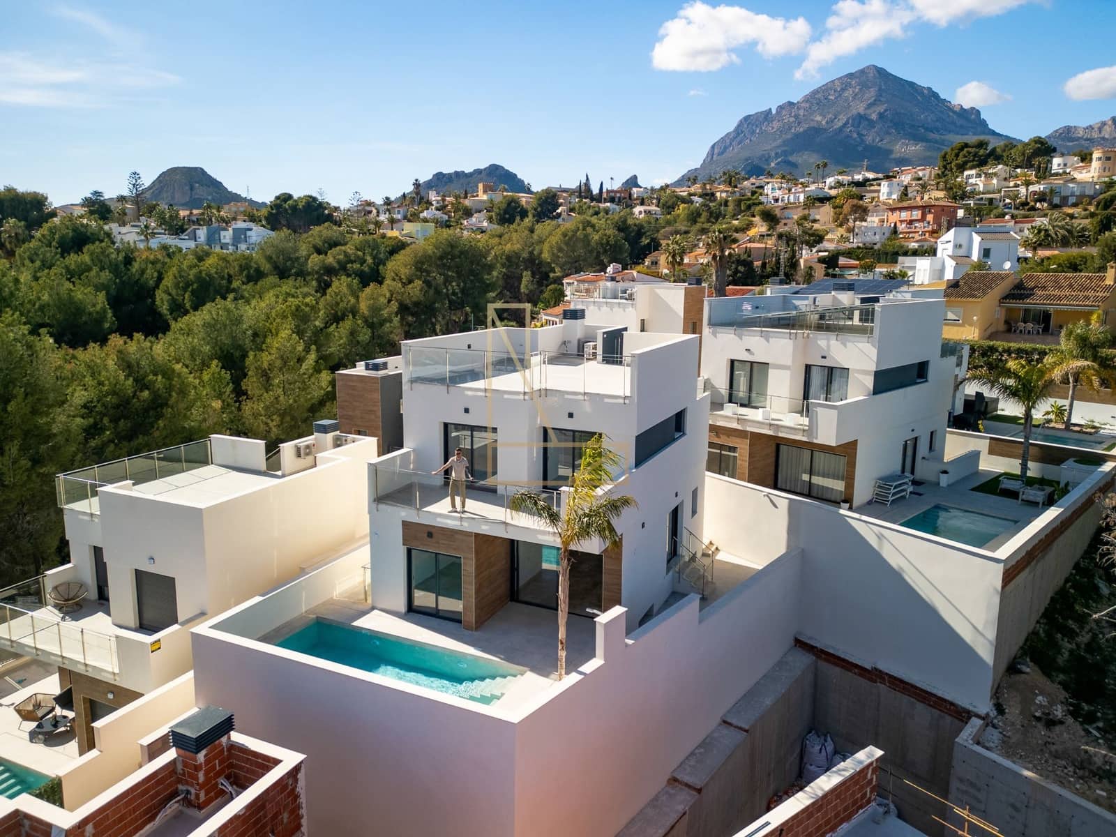 3 soveværelse Villa til salg i La Nucia med swimmingpool garage - € 600.000 (Ref: 9206225)