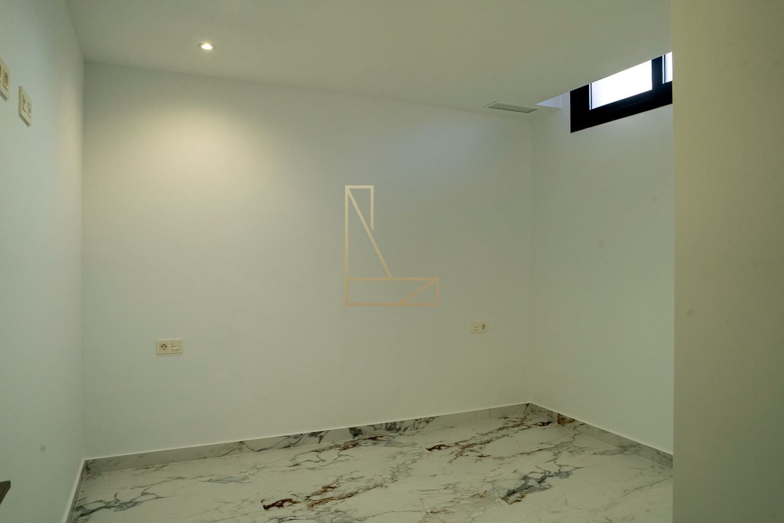 3 soveværelse Villa til salg i La Nucia med swimmingpool garage - € 600.000 (Ref: 9206225)