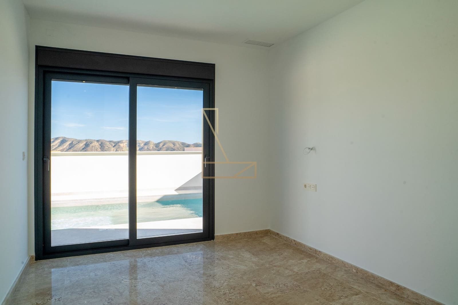 3 soveværelse Villa til salg i La Nucia med swimmingpool garage - € 600.000 (Ref: 9206225)