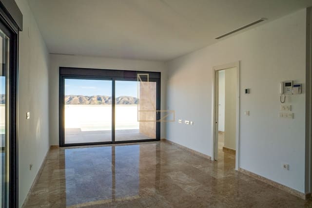 3 soveværelse Villa til salg i La Nucia med swimmingpool garage - € 600.000 (Ref: 9206225)