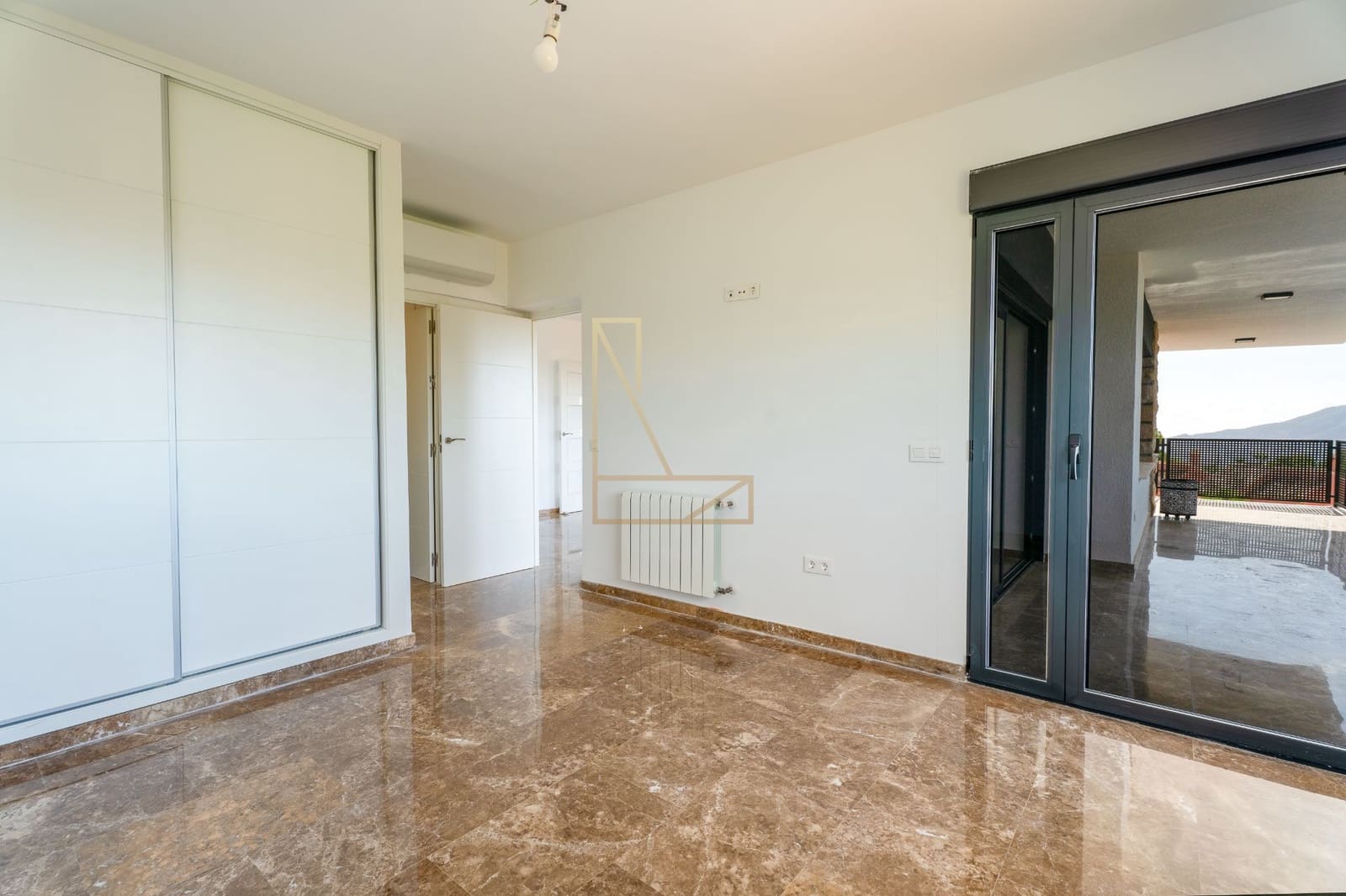 4 slaapkamer Villa te koop in La Nucia met zwembad garage - € 950.000 (Ref: 9212504)