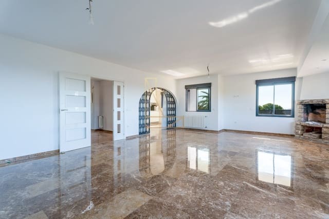 4 slaapkamer Villa te koop in La Nucia met zwembad garage - € 950.000 (Ref: 9212504)