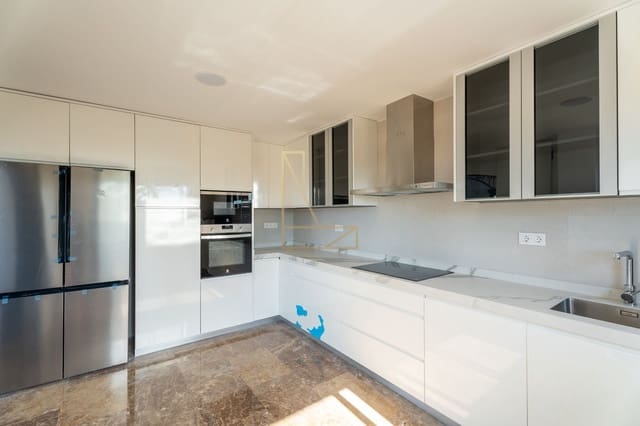 4 slaapkamer Villa te koop in La Nucia met zwembad garage - € 950.000 (Ref: 9212504)