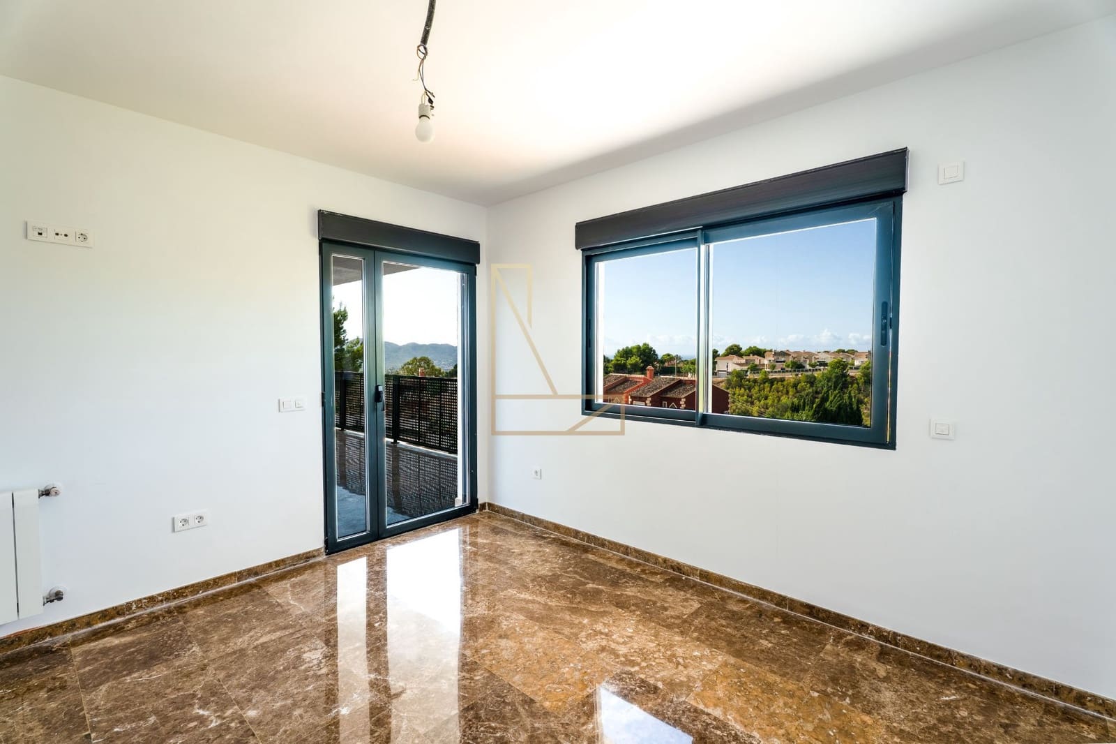 4 slaapkamer Villa te koop in La Nucia met zwembad garage - € 950.000 (Ref: 9212504)