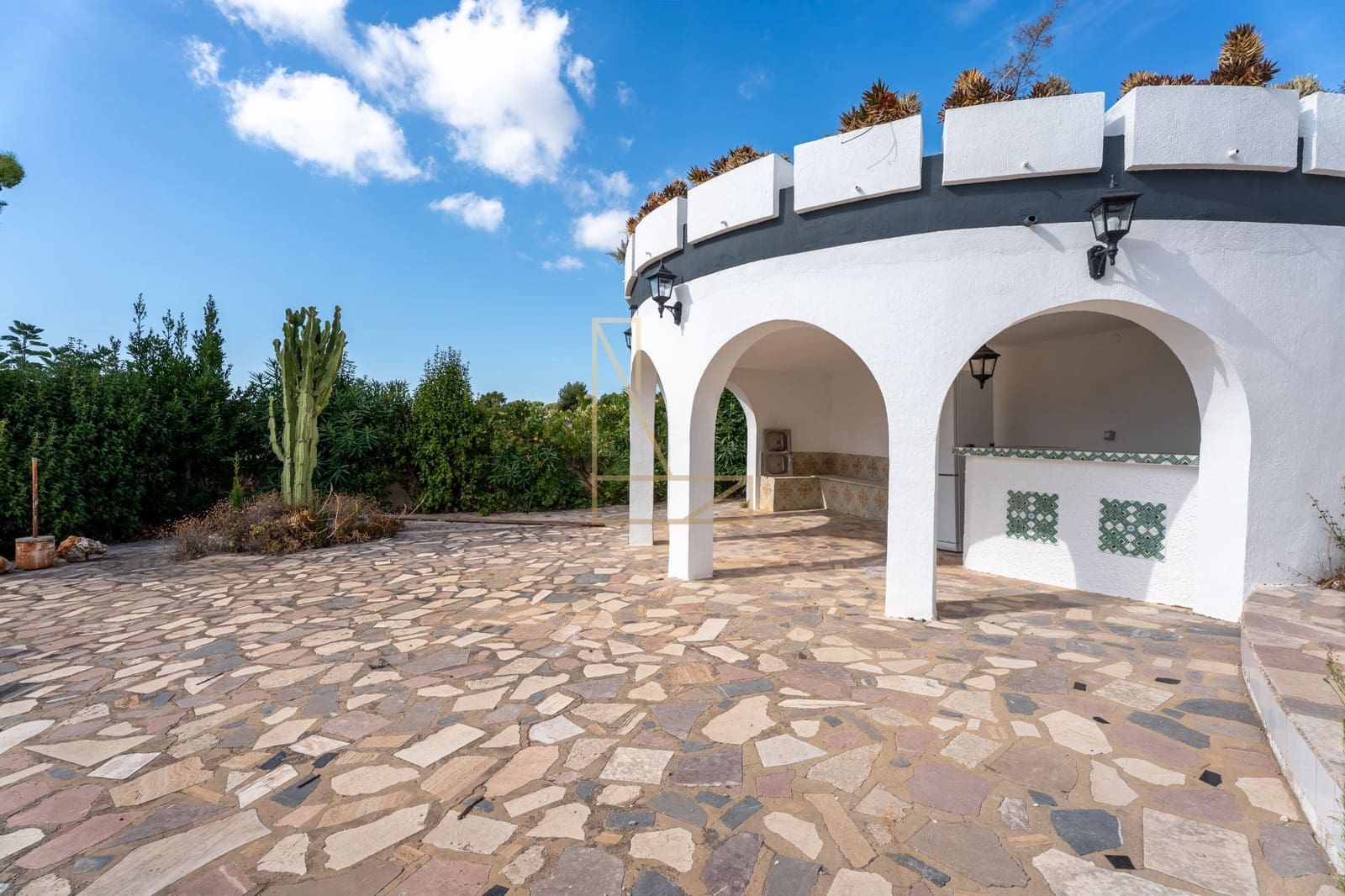 4 slaapkamer Villa te koop in La Nucia met zwembad garage - € 950.000 (Ref: 9212504)