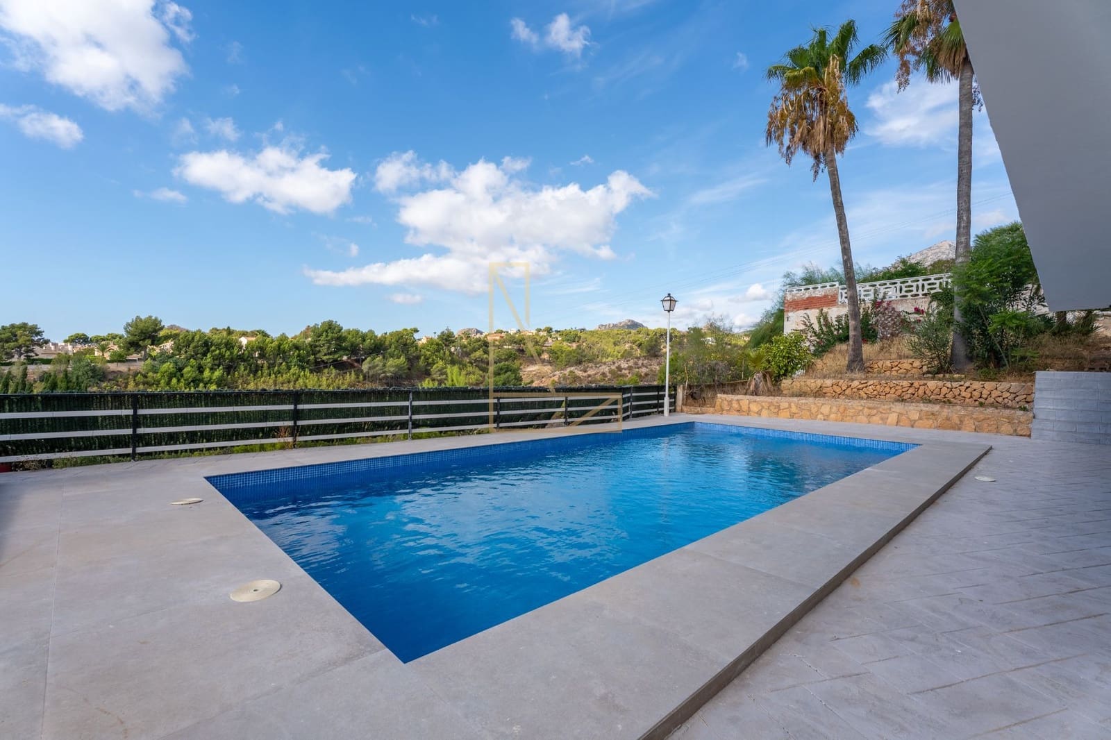 4 slaapkamer Villa te koop in La Nucia met zwembad garage - € 950.000 (Ref: 9212504)